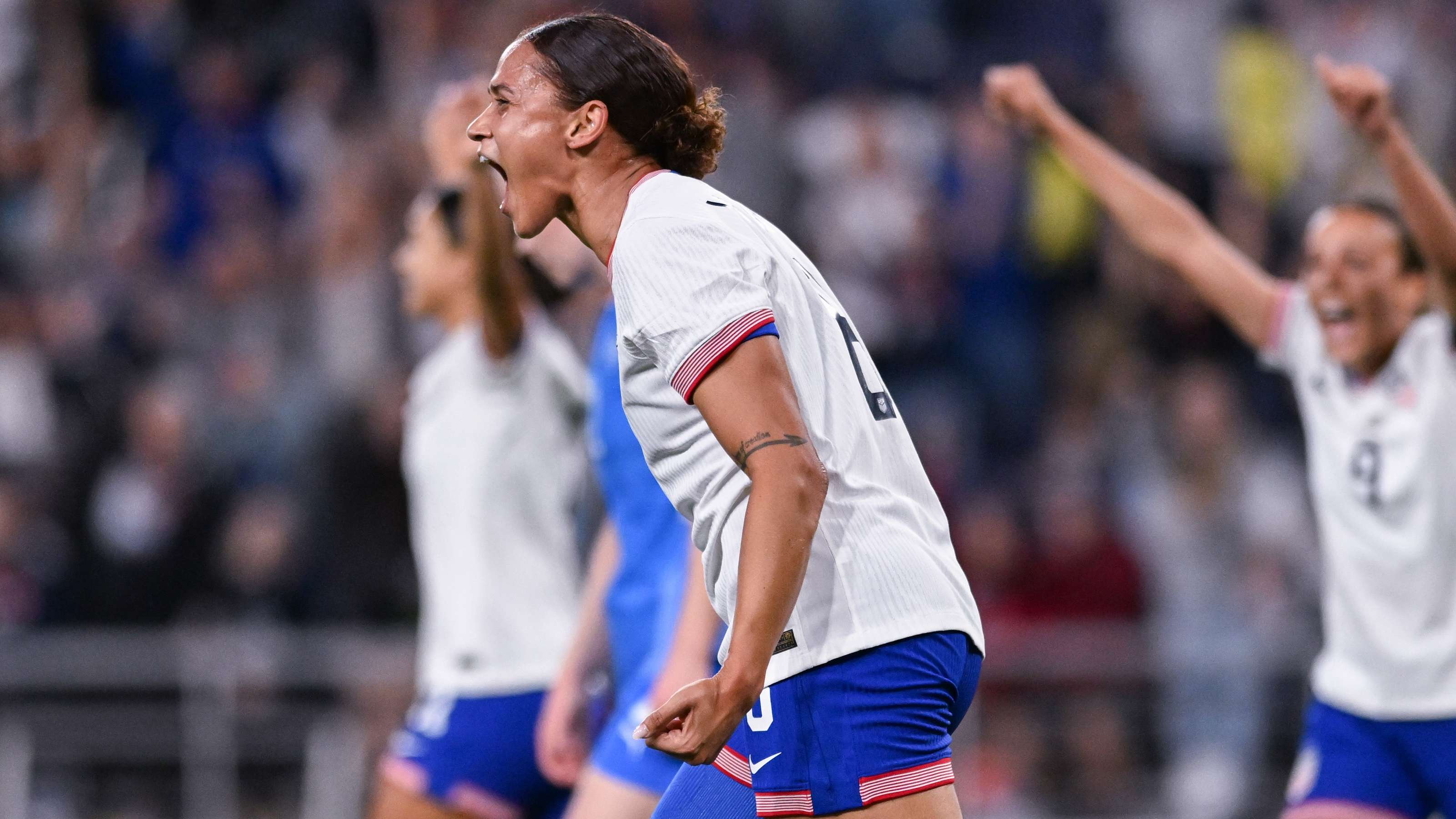 利用中场球 利用中场球